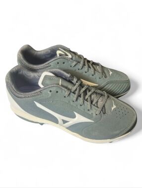 Mizuno Sweep 5 Low Women's Metal Softball Cleat
